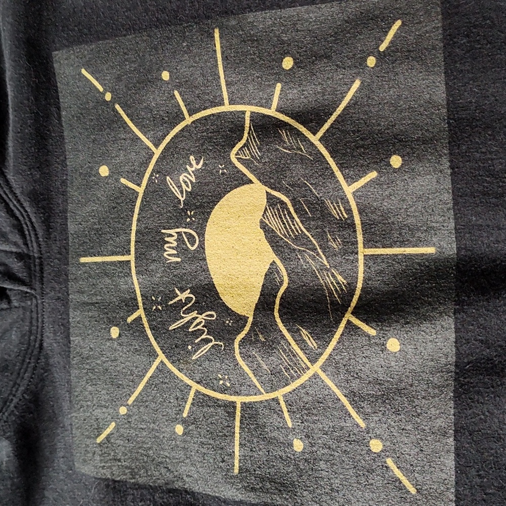 Greta Van Fleet Inspired Sweatshirt From Gildan Size Medium
